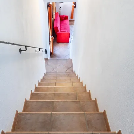 Guesthost - Beda House Apartament *